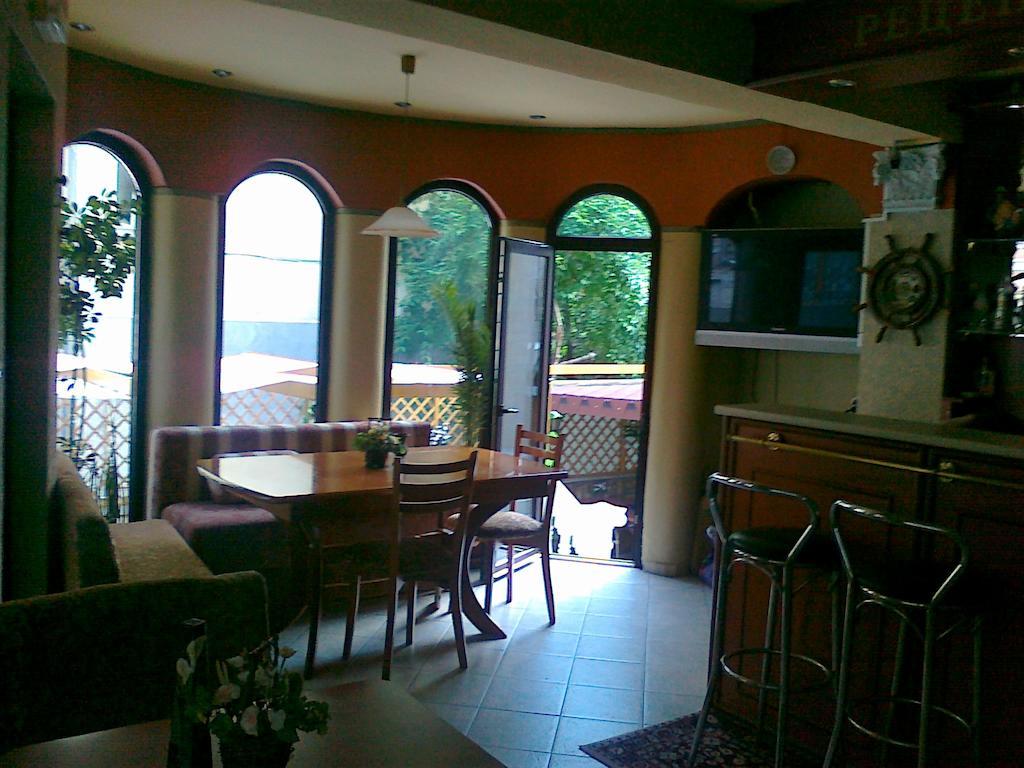 Antik Hotel Varna Exterior foto